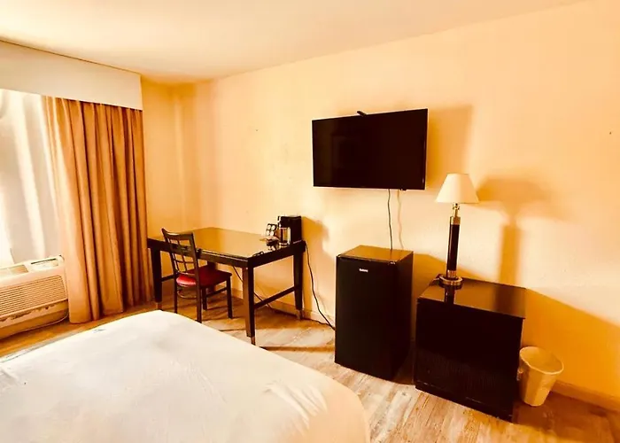 Hotel Of By O 3*
